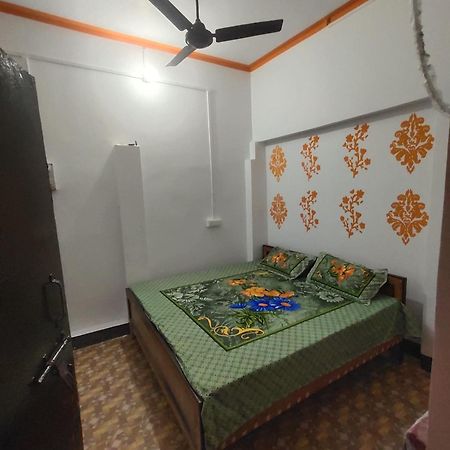 Awadh Guest House Ayodhya Ngoại thất bức ảnh